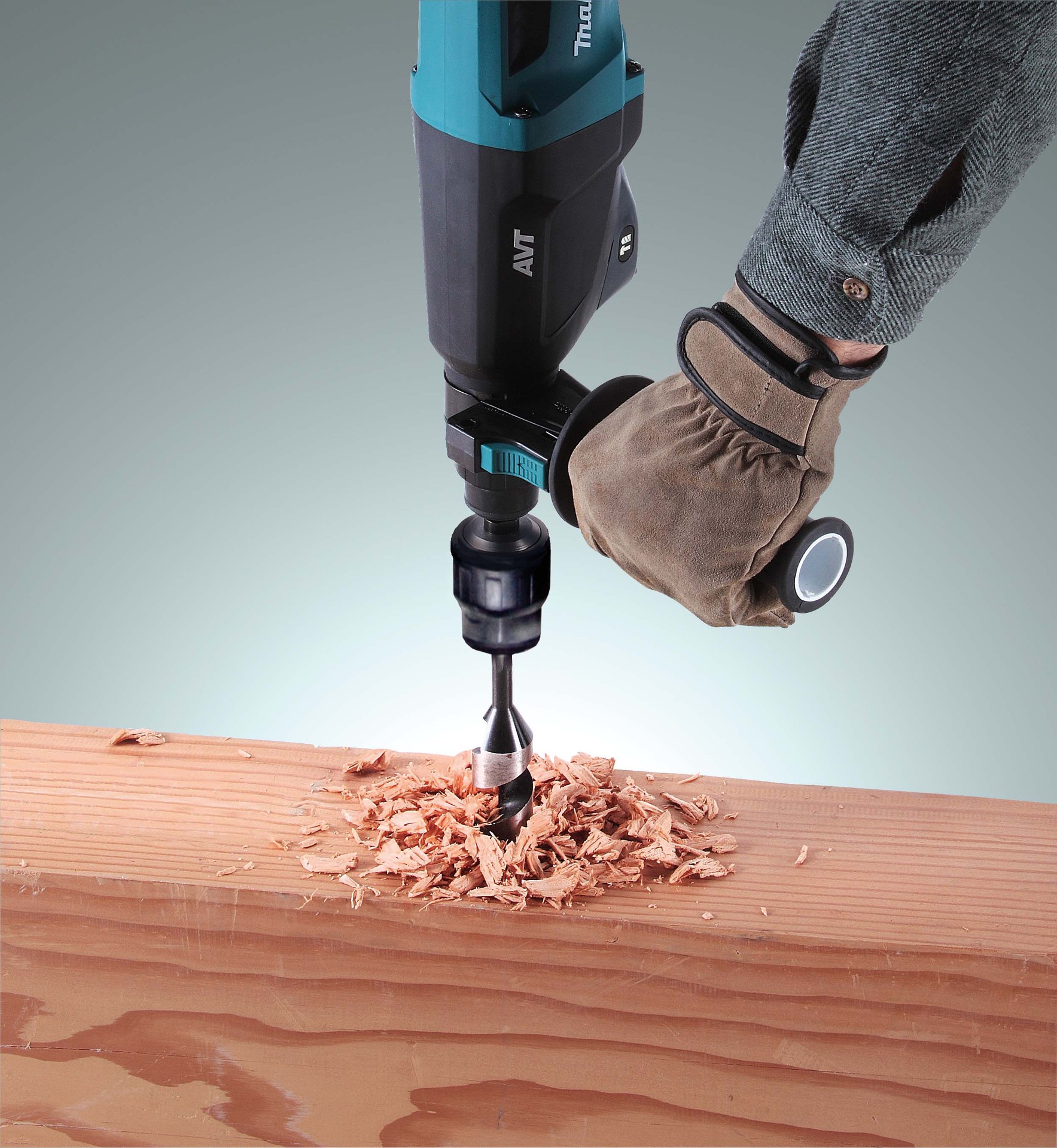 牧田 Makita HR2611F電錘評測” 低震動”、“多動能效率與表現”還在此刻一同融入錘林錘世界的全方位選擇之點源然力作推薦[低振動之王]